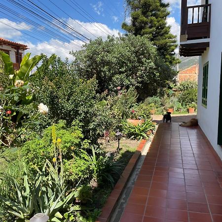Hostal El Pino فيلا دي ليفا المظهر الخارجي الصورة
