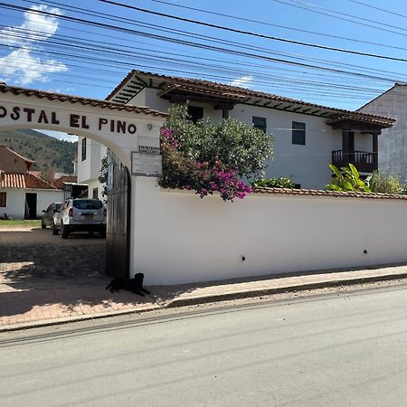 Hostal El Pino فيلا دي ليفا المظهر الخارجي الصورة