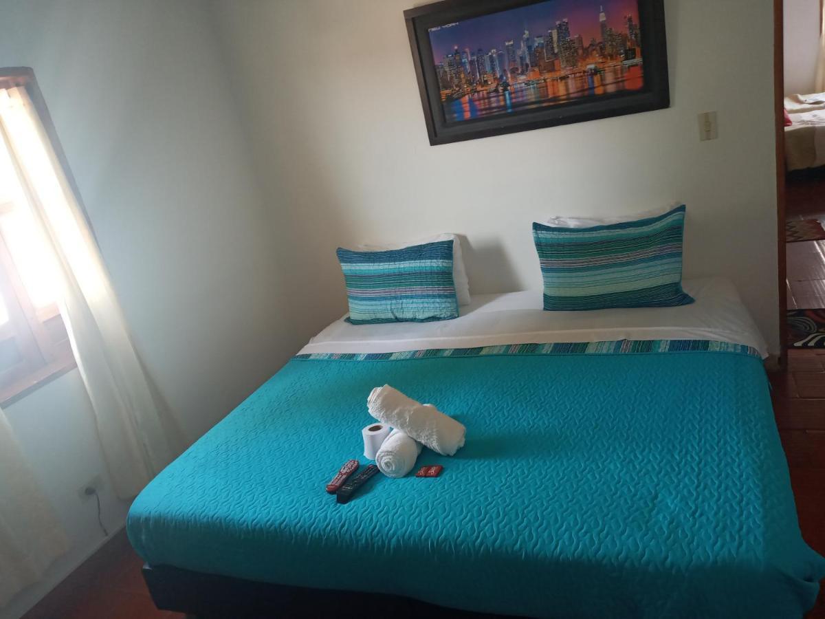 Hostal El Pino فيلا دي ليفا المظهر الخارجي الصورة